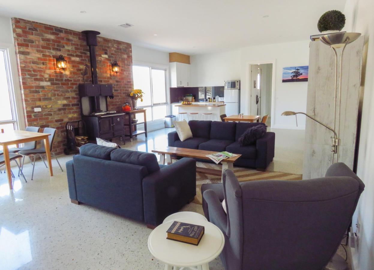 Rooks Edge Bed & Breakfast Gisborne Eksteriør bilde
